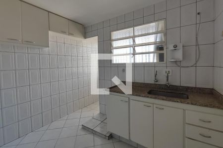 Cozinha de apartamento à venda com 2 quartos, 74m² em São Bernardo, Campinas