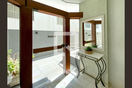 Área comum - Hall de apartamento à venda com 4 quartos, 201m² em Cruzeiro, Belo Horizonte