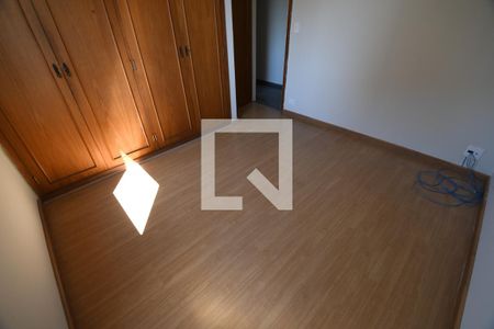 Quarto 1 de apartamento para alugar com 3 quartos, 130m² em Vila Itapura, Campinas