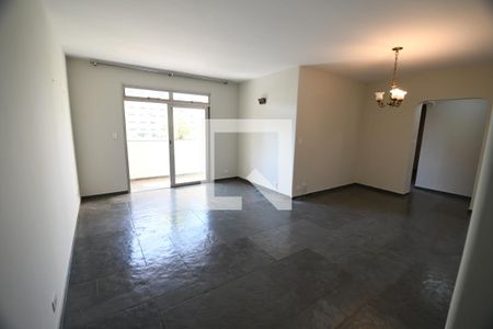 Sala de apartamento para alugar com 3 quartos, 130m² em Vila Itapura, Campinas