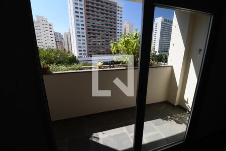 Sala - Sacada de apartamento para alugar com 3 quartos, 130m² em Vila Itapura, Campinas