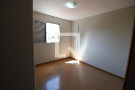 Quarto 2 de apartamento para alugar com 3 quartos, 130m² em Vila Itapura, Campinas