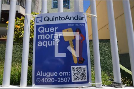 Placa de apartamento para alugar com 2 quartos, 65m² em Osvaldo Cruz, Rio de Janeiro