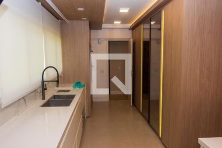 Cozinha de apartamento para alugar com 3 quartos, 233m² em Campo Grande, São Paulo
