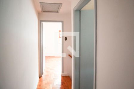 Corredor de casa à venda com 2 quartos, 120m² em Vila Olímpia, São Paulo