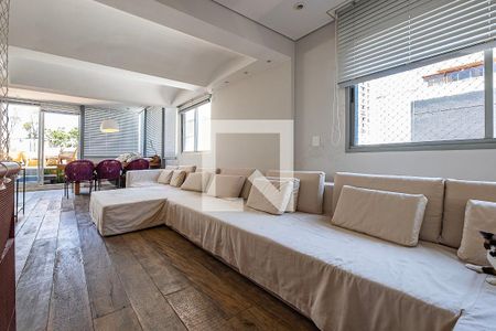 Sala/Cozinha de apartamento à venda com 2 quartos, 190m² em Vila Madalena, São Paulo