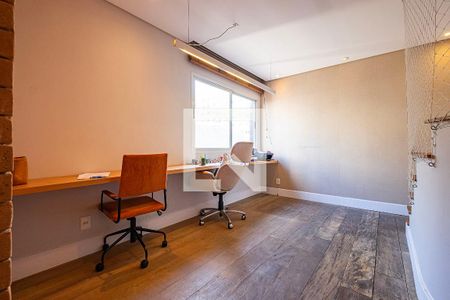 Sala  de apartamento à venda com 2 quartos, 190m² em Vila Madalena, São Paulo