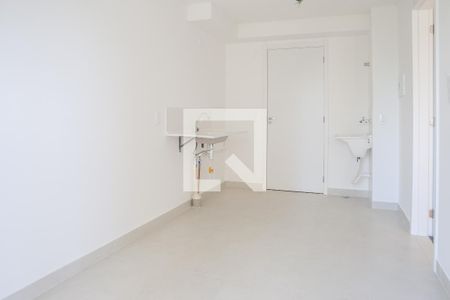 Sala de apartamento para alugar com 1 quarto, 27m² em Parque Industrial Tomas Edson, São Paulo