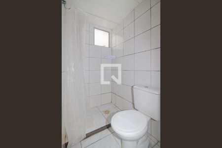 Banheiro de apartamento à venda com 2 quartos, 50m² em Partenon, Porto Alegre
