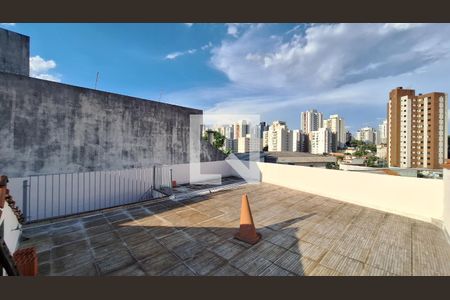 Varanda de casa à venda com 2 quartos, 117m² em Vila Ipojuca, São Paulo