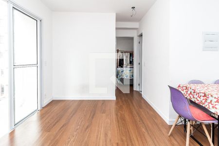 Sala/Cozinha de apartamento à venda com 2 quartos, 37m² em Água Branca, São Paulo