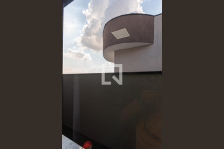 Vista da Suíte 2 de casa de condomínio à venda com 4 quartos, 225m² em Swiss Park, Campinas