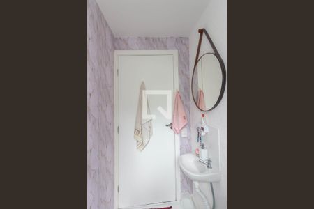 Banheiro de apartamento para alugar com 2 quartos, 43m² em Colônia (zona Leste), São Paulo