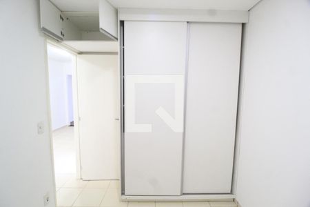 Quarto 2 de casa de condomínio para alugar com 3 quartos, 90m² em Aclimação, Uberlândia