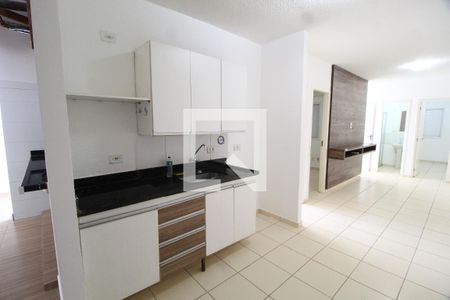 Cozinha de casa de condomínio para alugar com 3 quartos, 90m² em Aclimação, Uberlândia