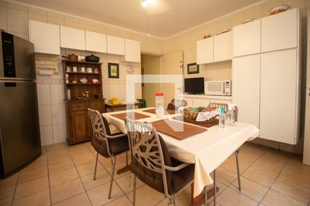 Cozinha de casa à venda com 3 quartos, 220m² em Vila Elvira, São Paulo