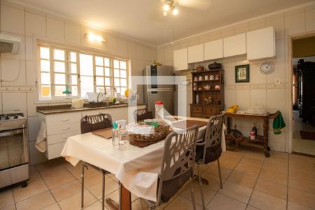 Cozinha de casa à venda com 3 quartos, 220m² em Vila Elvira, São Paulo