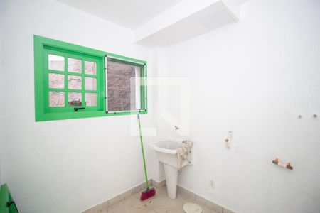 Área de Serviço de casa à venda com 4 quartos, 120m² em Ipanema, Porto Alegre