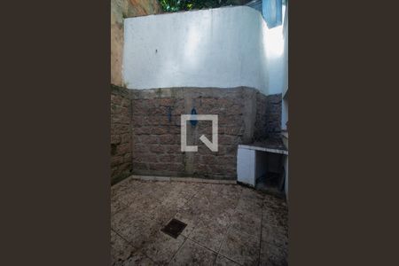 Quintal de casa à venda com 4 quartos, 120m² em Ipanema, Porto Alegre