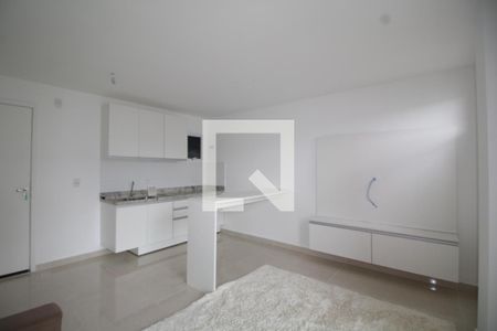 Sala de kitnet/studio à venda com 1 quarto, 40m² em Taquara, Rio de Janeiro