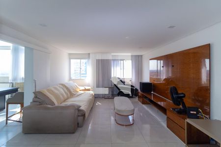 Sala de apartamento à venda com 4 quartos, 238m² em Vila Ivone, São Paulo