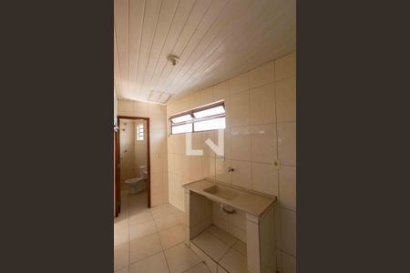 Cozinha de kitnet/studio para alugar com 1 quarto, 40m² em Glória, Belo Horizonte