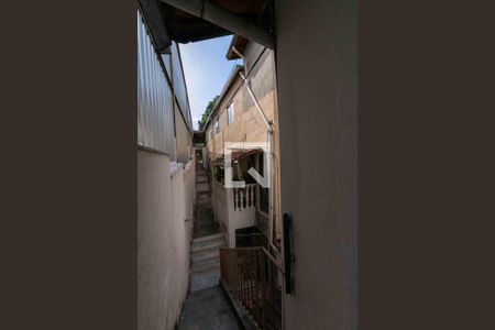 Entrada de kitnet/studio para alugar com 1 quarto, 40m² em Glória, Belo Horizonte