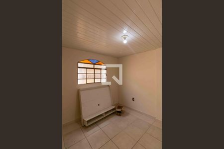 Quarto  de kitnet/studio para alugar com 1 quarto, 40m² em Glória, Belo Horizonte