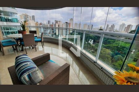 Apartamento à venda com 4 quartos, 222m² em Vila Regente Feijó, São Paulo