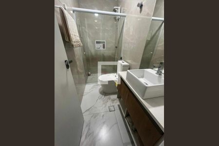 Casa à venda com 3 quartos, 130m² em Vila Carrão, São Paulo