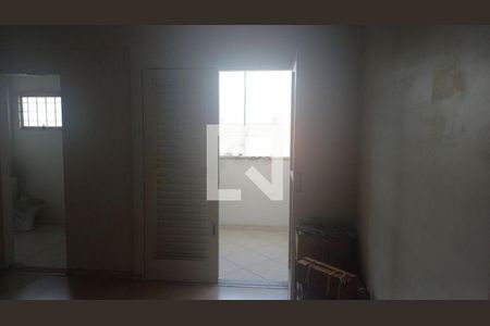 Casa à venda com 3 quartos, 240m² em Vila Carrão, São Paulo