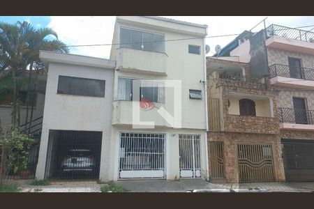 Casa à venda com 3 quartos, 240m² em Vila Carrão, São Paulo