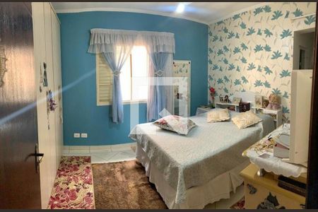 Casa à venda com 2 quartos, 200m² em Vila Carrão, São Paulo