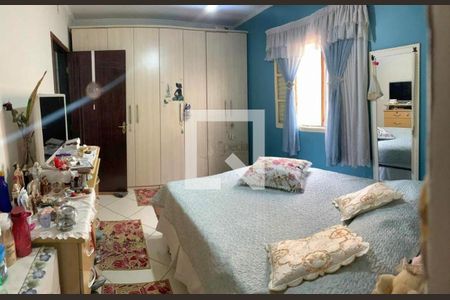 Casa à venda com 2 quartos, 200m² em Vila Carrão, São Paulo