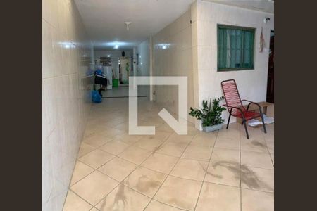 Casa à venda com 2 quartos, 200m² em Vila Carrão, São Paulo