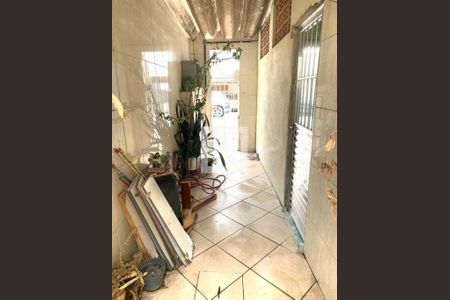 Casa à venda com 2 quartos, 200m² em Vila Carrão, São Paulo