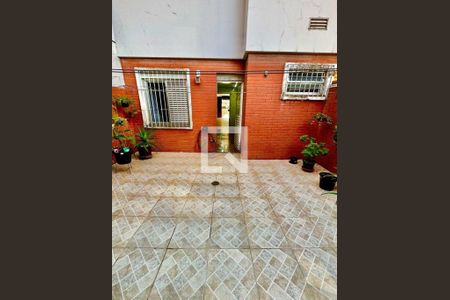 Casa à venda com 3 quartos, 131m² em Jardim Analia Franco, São Paulo