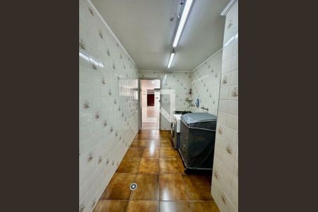 Casa à venda com 3 quartos, 131m² em Jardim Analia Franco, São Paulo