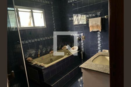 Casa à venda com 6 quartos, 330m² em Vila Ré, São Paulo