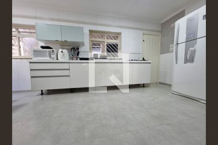 Casa à venda com 3 quartos, 170m² em Vila Regente Feijó, São Paulo