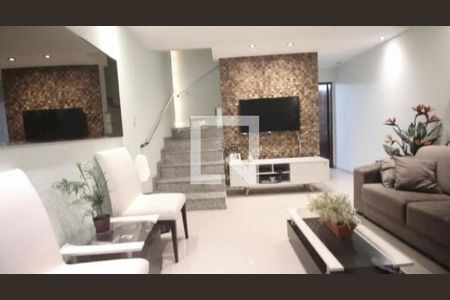 Casa à venda com 2 quartos, 93m² em Vila Carrão, São Paulo