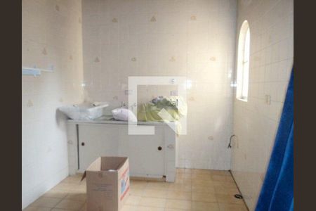 Casa à venda com 3 quartos, 260m² em Vila Libanesa, São Paulo