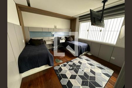 Casa à venda com 5 quartos, 510m² em Vila Carrão, São Paulo