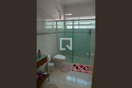 Casa à venda com 4 quartos, 200m² em Vila Invernada, São Paulo