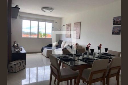 Casa à venda com 3 quartos, 112m² em Jardim Fernandes, São Paulo