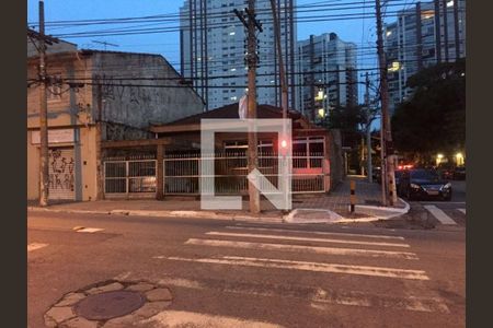 Casa à venda com 3 quartos, 230m² em Vila Carrão, São Paulo