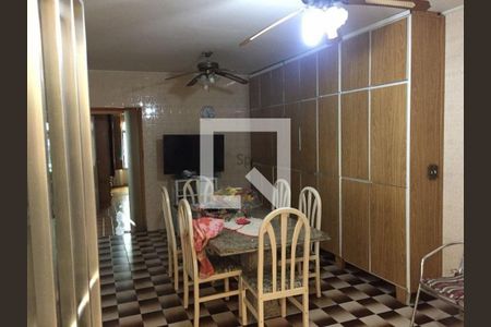 Casa à venda com 3 quartos, 230m² em Vila Carrão, São Paulo