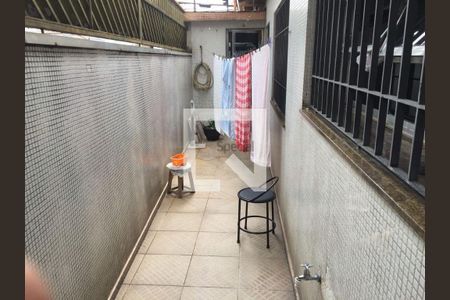 Casa à venda com 3 quartos, 230m² em Vila Carrão, São Paulo