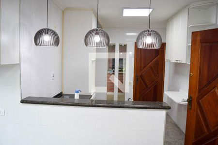 Cozinha de casa para alugar com 3 quartos, 350m² em Jardim Textil, São Paulo