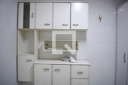 Quarto de Serviço de casa para alugar com 3 quartos, 350m² em Jardim Textil, São Paulo